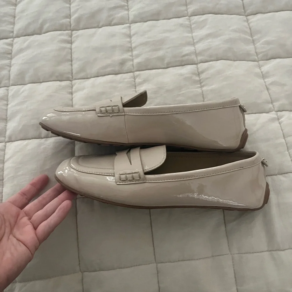 Like new Sam Edelman Tucker Loafers - Picture 9 of 10